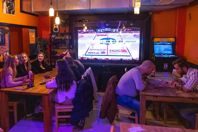 Ambiance au pub Les Gosses du Québec Lausanne – photo 13
